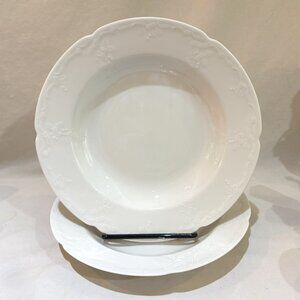 Pair of VTG Kaiser Germany Dubarry White Porcelain Pasta Soup Rim Bowl 9"
